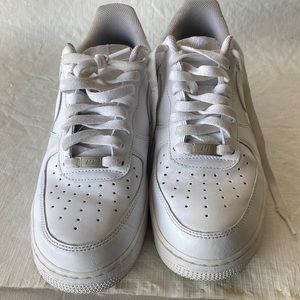 Air Force One white shoe size 11